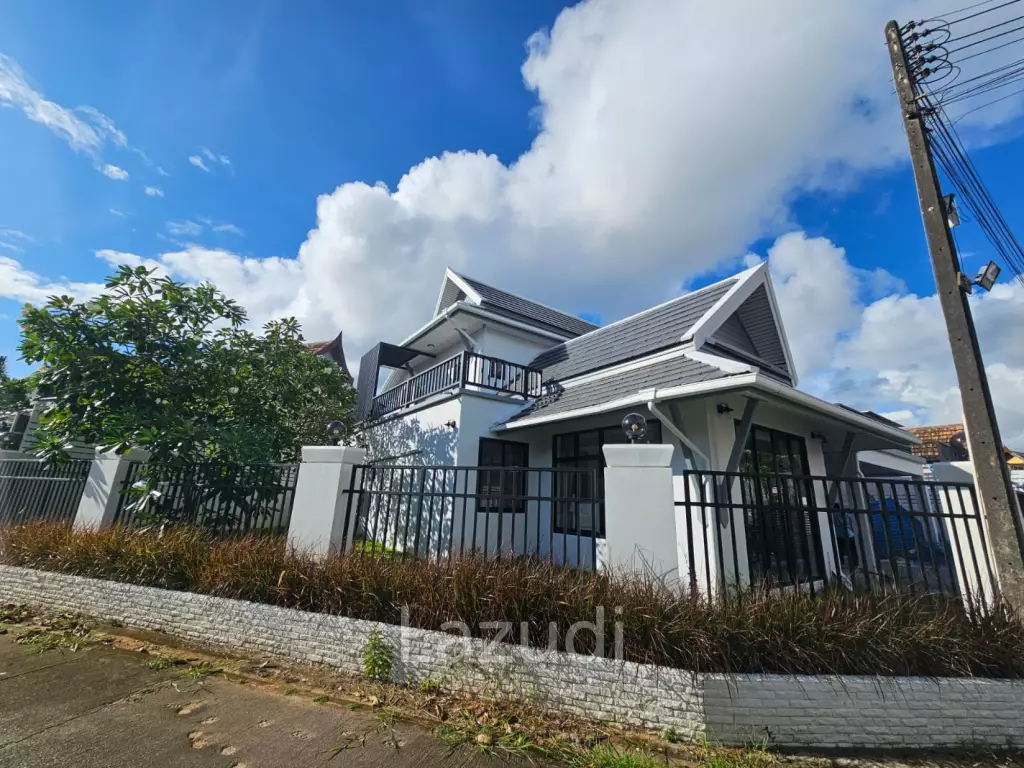 Newly Renovated 4 Bedroom Pool Villa In Chalong