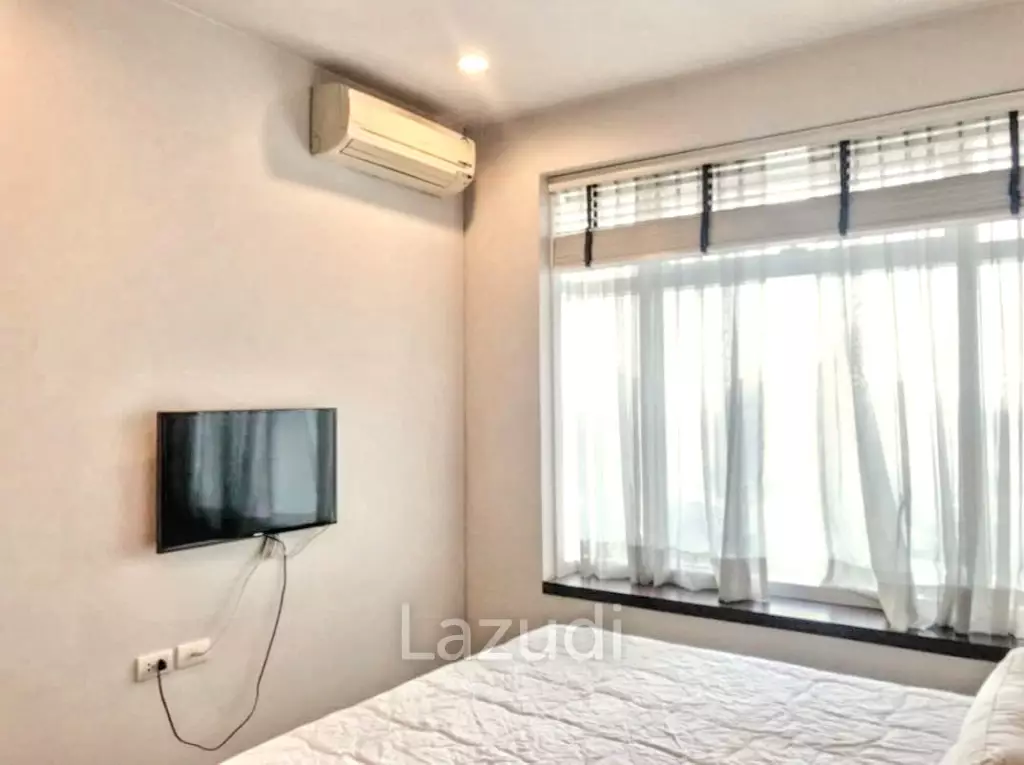 1 Bed 1 Bath 40 SQ.M Circle Condominium