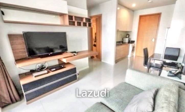 1 Bed 1 Bath 40 SQ.M Circle Condominium