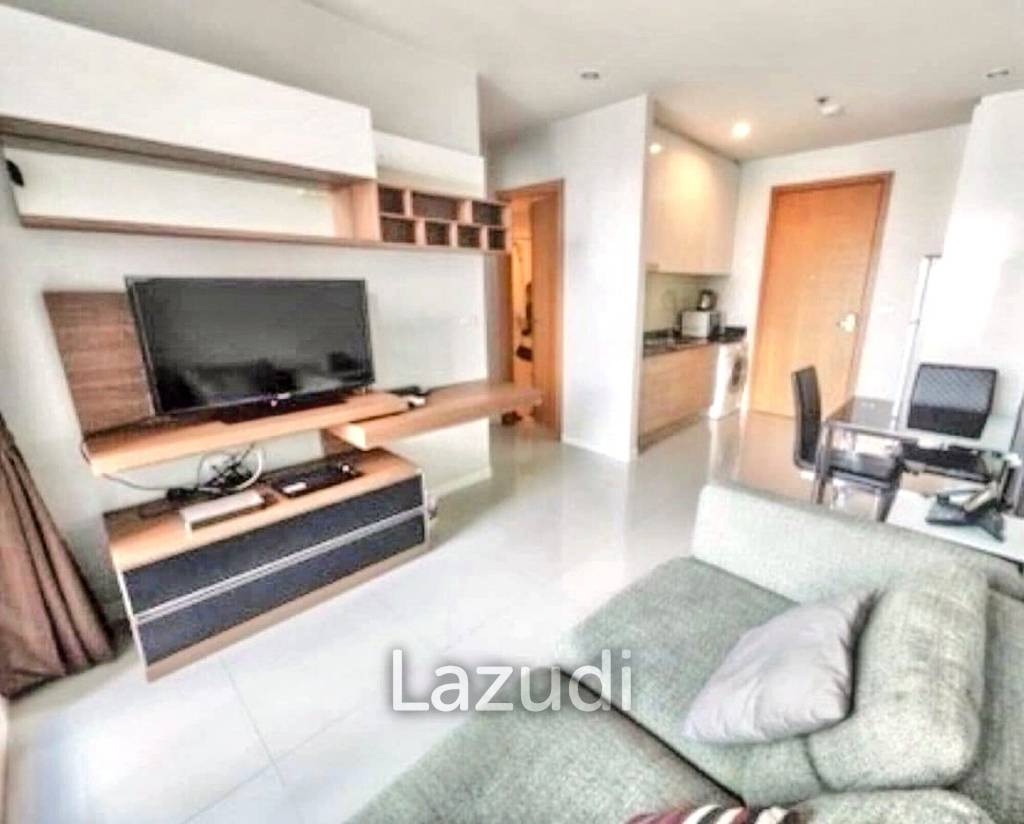 1 Bed 1 Bath 40 SQ.M Circle Condominium