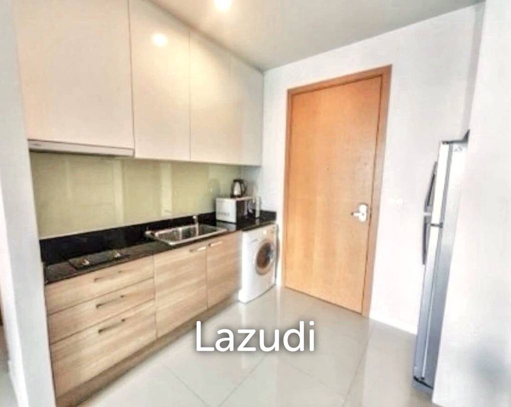 1 Bed 1 Bath 40 SQ.M Circle Condominium