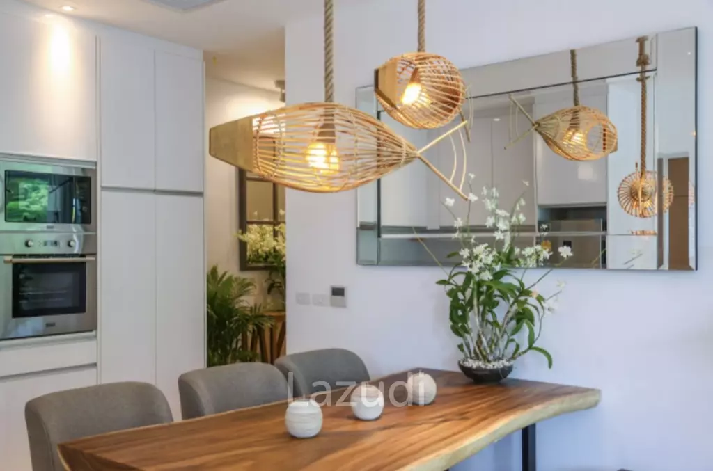 Luxurious 2-Bed Condo in Grand Kamala Falls