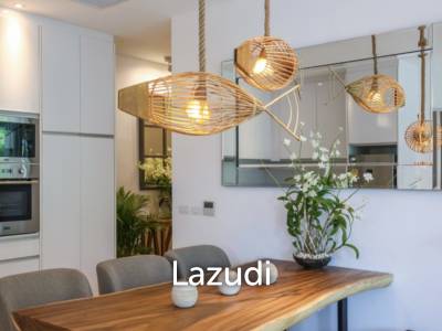 Luxurious 2-Bed Condo in Grand Kamala Falls