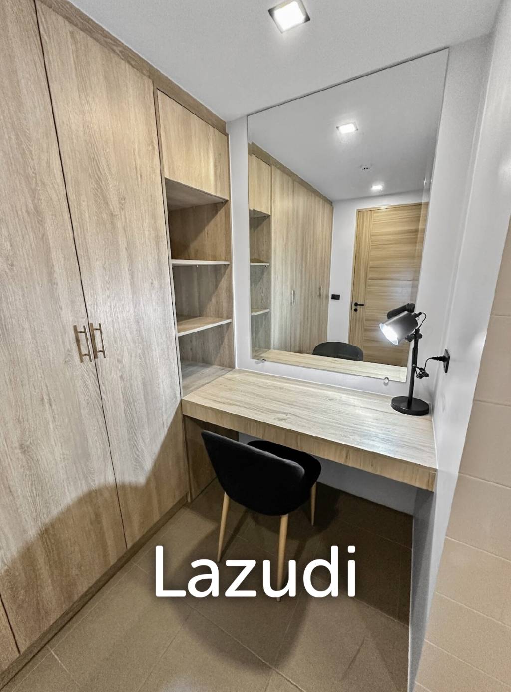 Modern 1-Bed Condo in Utopia Naiharn Phuket
