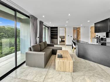 Modern 1-Bed Condo in Utopia Naiharn Phuket