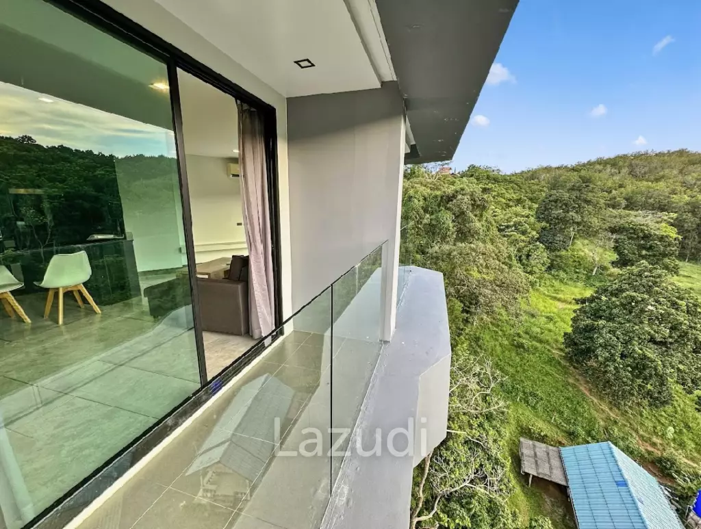 Modern 1-Bed Condo in Utopia Naiharn Phuket