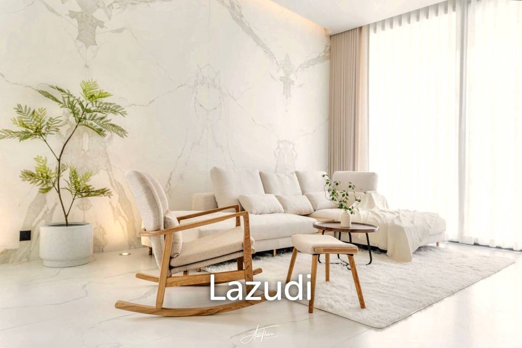 3 Bed 4 Bath 580 SQ.M Heart Ekkamai Soi 10