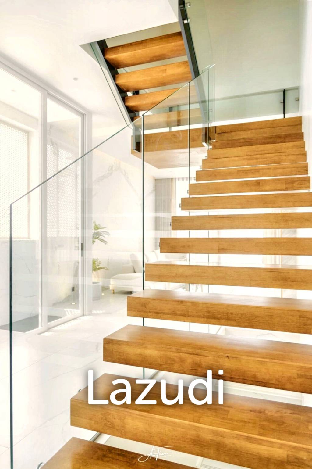 3 Bed 4 Bath 580 SQ.M Heart Ekkamai Soi 10