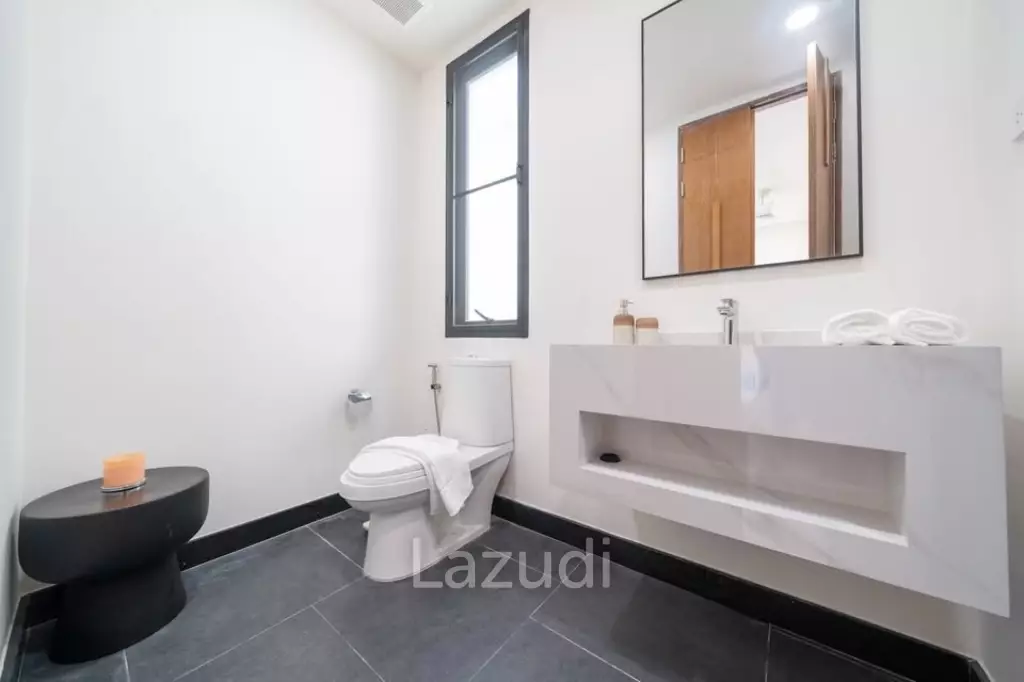 Beautiful 3-bedroom pool villa for sale in Pasak