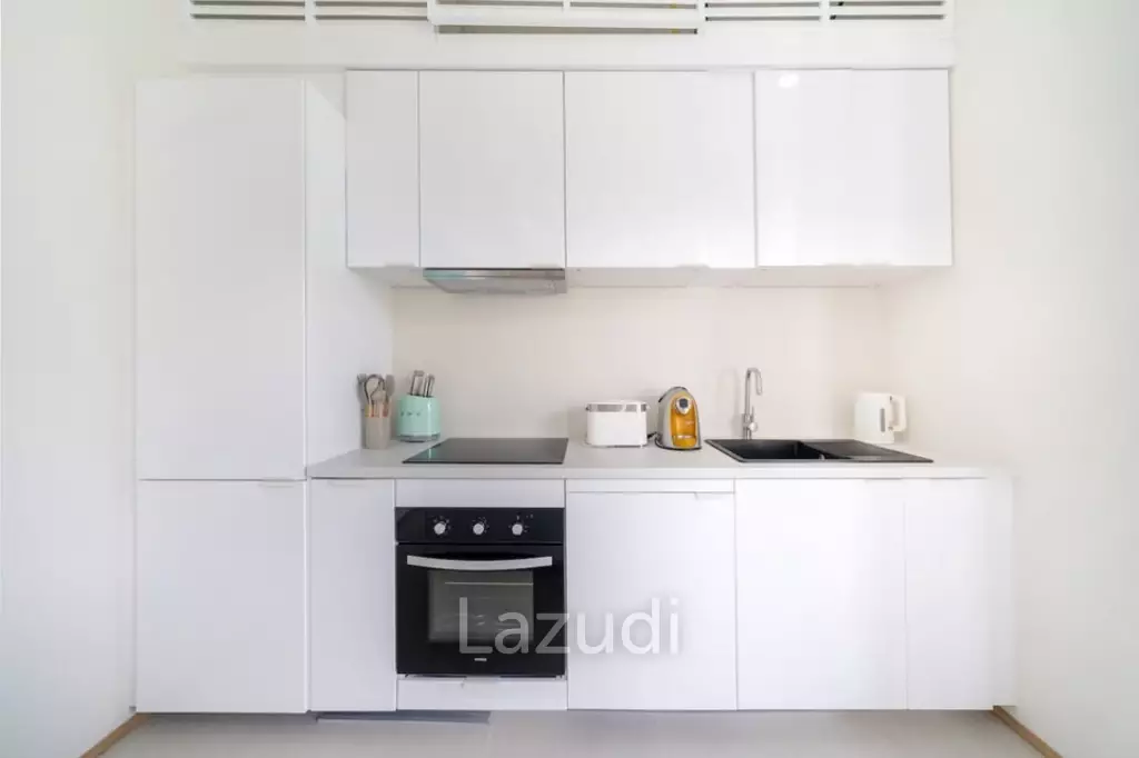 Beautiful 3-bedroom pool villa for sale in Pasak