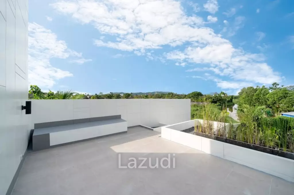 Beautiful 3-bedroom pool villa for sale in Pasak