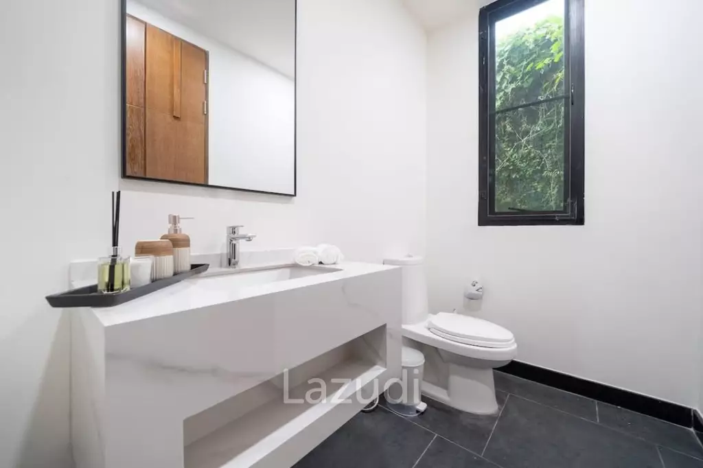 Beautiful 3-bedroom pool villa for sale in Pasak
