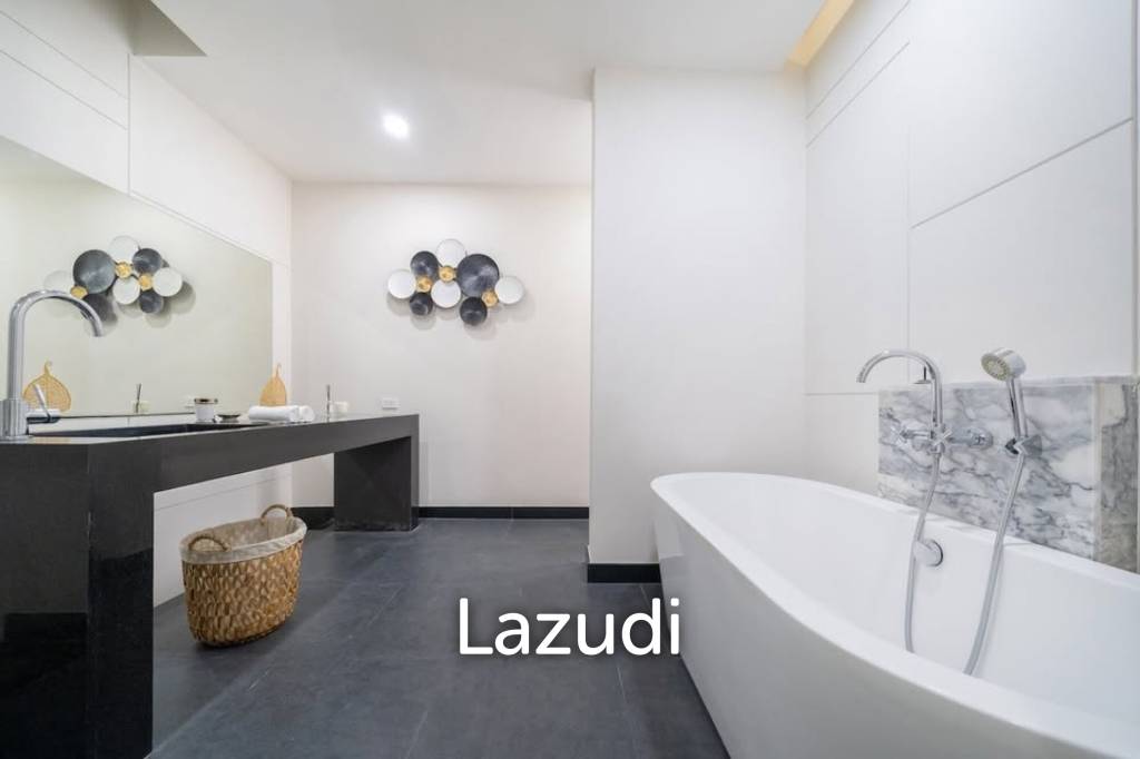 Beautiful 3-bedroom pool villa for sale in Pasak