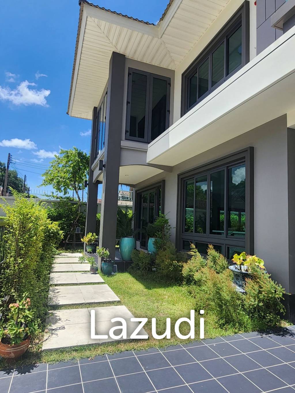 Family-Friendly Modern Home in Supalai Lake Ville Phuket