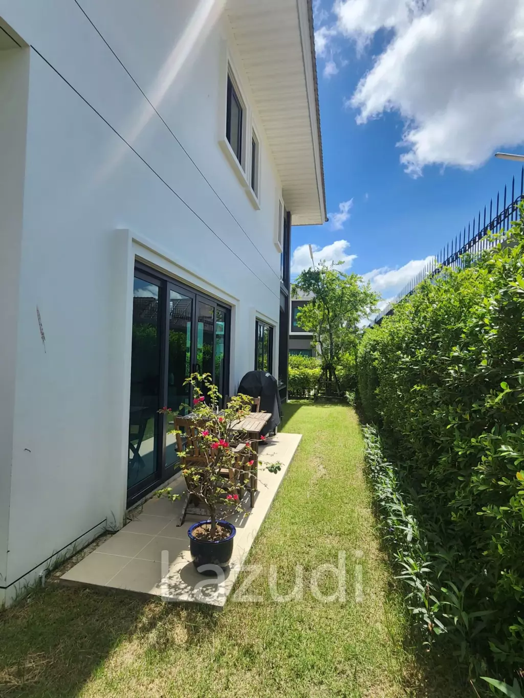 Family-Friendly Modern Home in Supalai Lake Ville Phuket