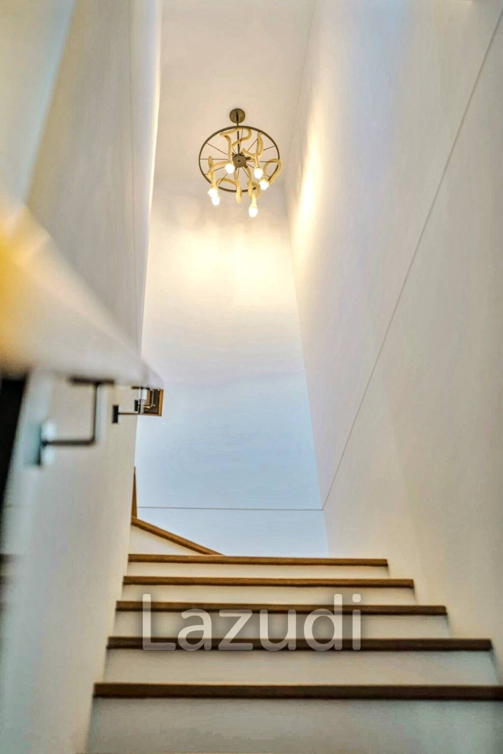 3 Bed 2 Bath 106 SQ.M Pleno Sukhumvit - Bangna