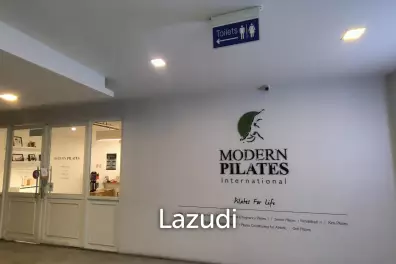 Retail Space for rent in Sukhumvit 39 (Available May 2025)