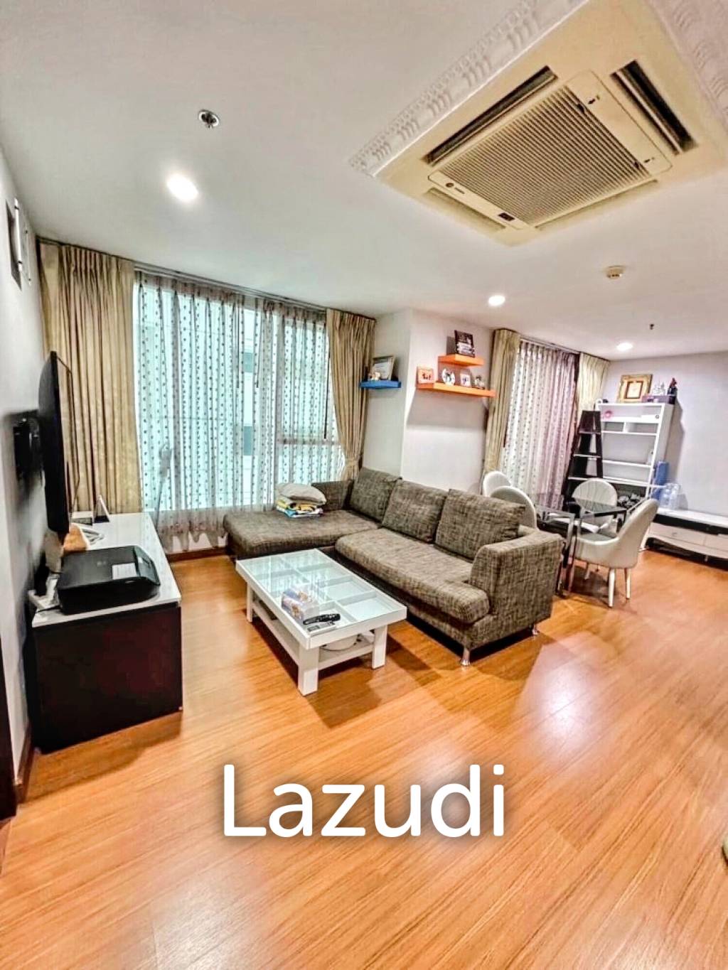 2 Bed 1 Bath 61 SQ.M Sukhumvit Living Town