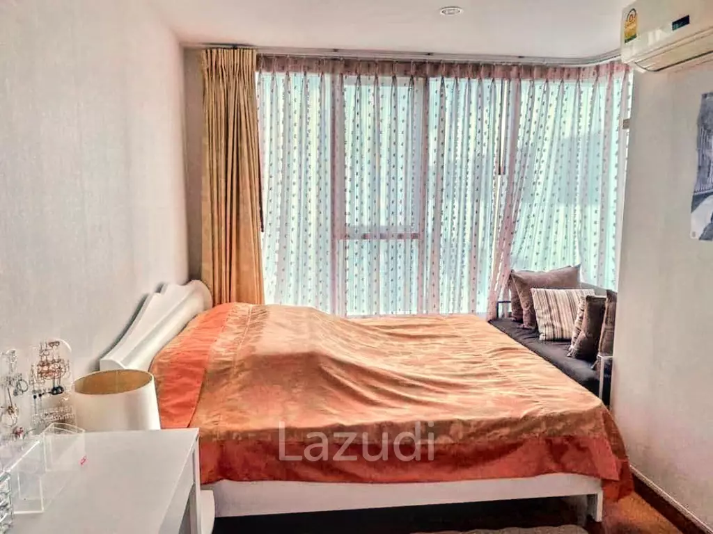 2 Bed 1 Bath 61 SQ.M Sukhumvit Living Town