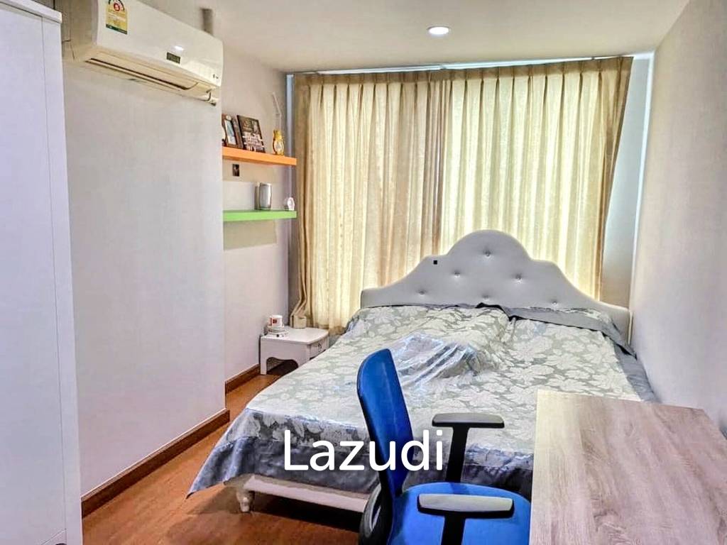 2 Bed 1 Bath 61 SQ.M Sukhumvit Living Town