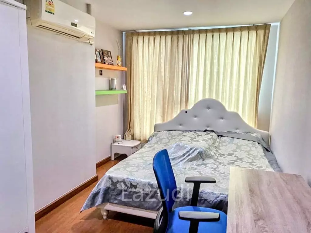 2 Bed 1 Bath 61 SQ.M Sukhumvit Living Town