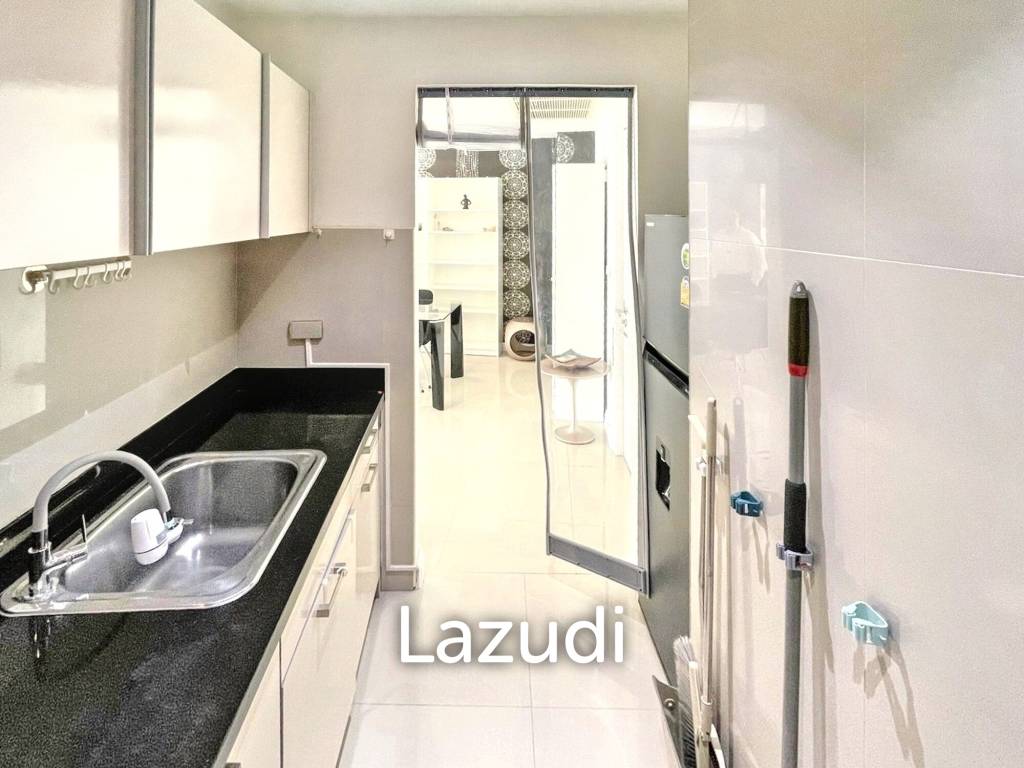 1 Bedroom 1 Bathroom 77 SQ.M Baan Rajprasong