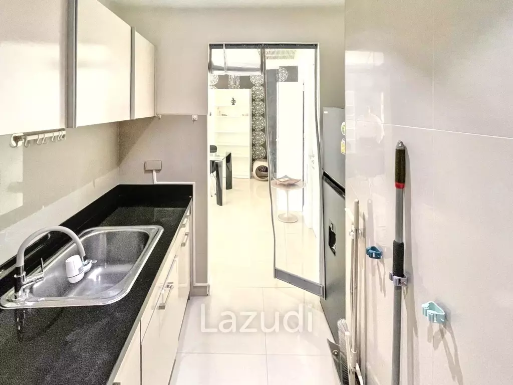 1 Bedroom 1 Bathroom 77 SQ.M Baan Rajprasong