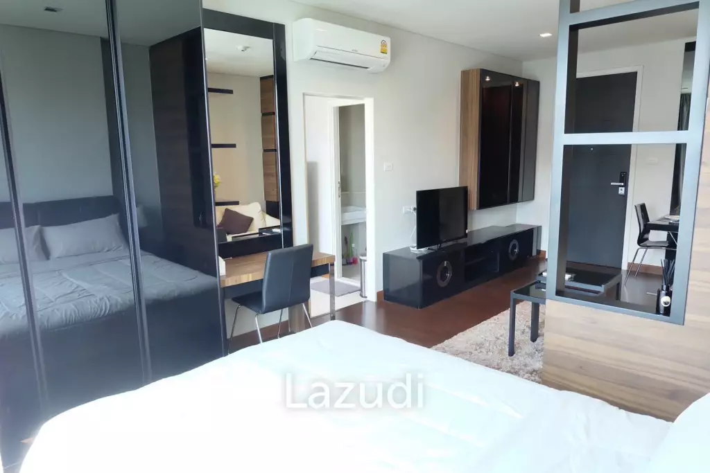 1 Bed 1 Bath 42 SQM. ASHTON Asoke - Rama 9