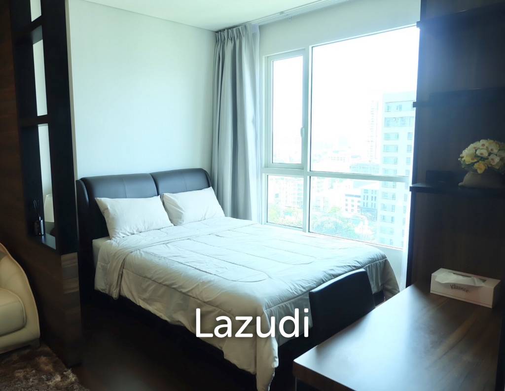 1 Bed 1 Bath 42 SQM. ASHTON Asoke - Rama 9