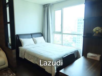 1 Bed 1 Bath 42 SQM. ASHTON Asoke - Rama 9