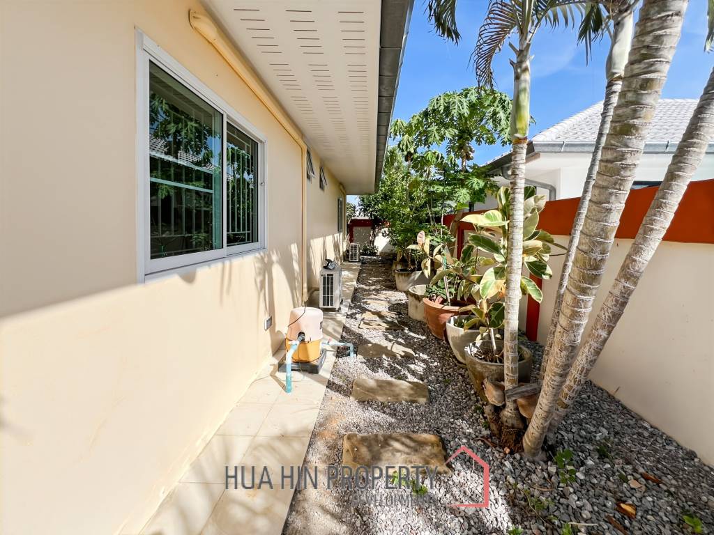 2 Bedroom Villa with Private Pool in Wang Pong, Pran Buri