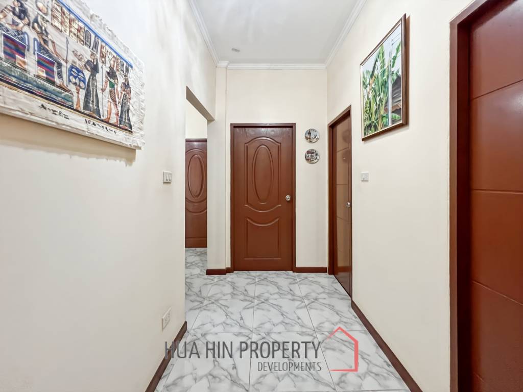 2 Bedroom Villa with Private Pool in Wang Pong, Pran Buri