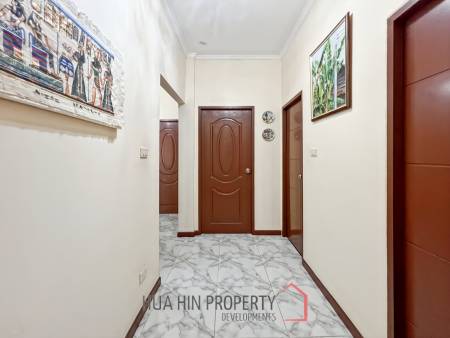 2 Bedroom Villa with Private Pool in Wang Pong, Pran Buri