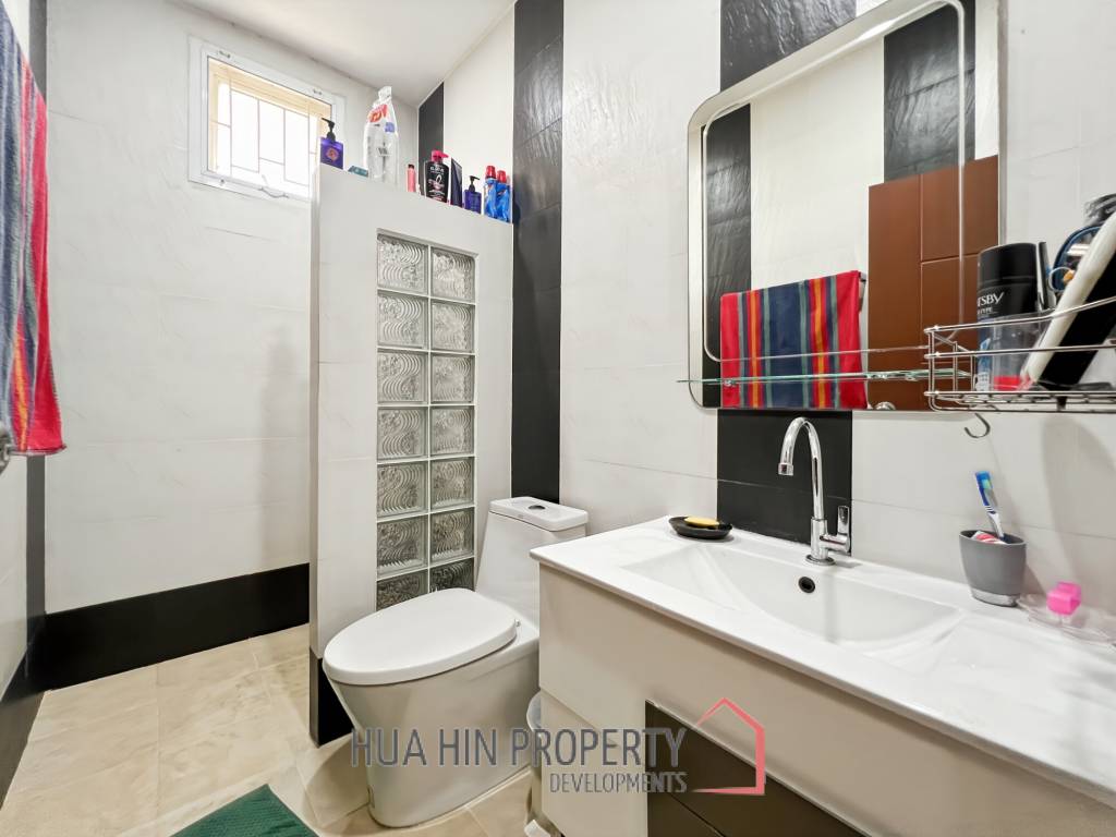 2 Bedroom Villa with Private Pool in Wang Pong, Pran Buri
