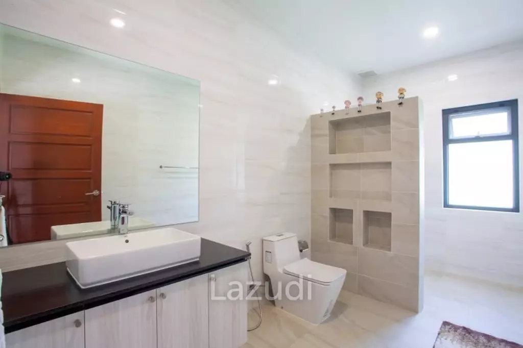 LUXURY VILLA NEAR PINEAPPLE GOLF COURSE : 3 bed stunning 360 mountain views