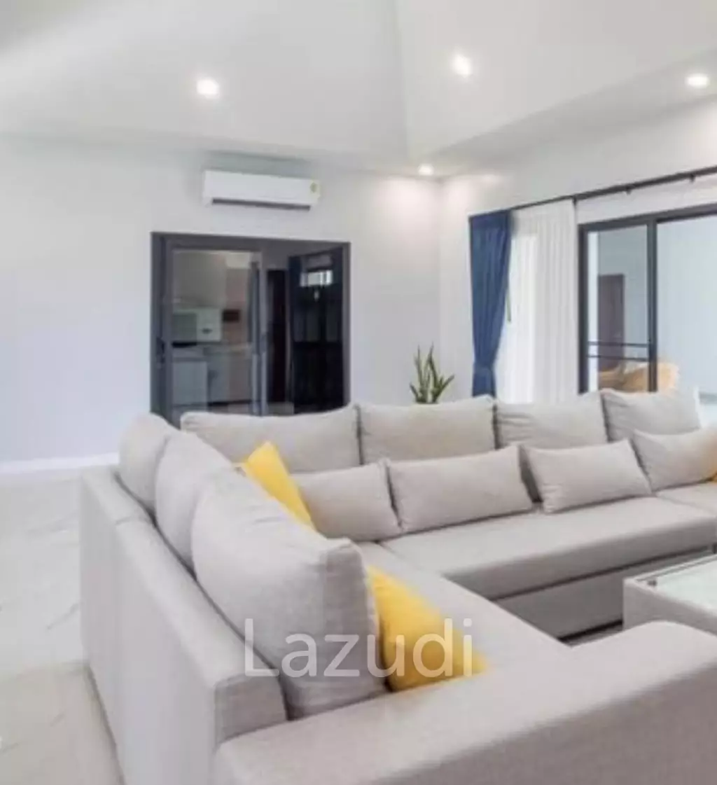 LUXURY VILLA NEAR PINEAPPLE GOLF COURSE : 3 bed stunning 360 mountain views