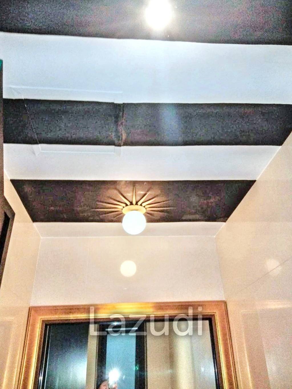 2 Beds 2 Baths  169  SQ.M The lanai Sathorn