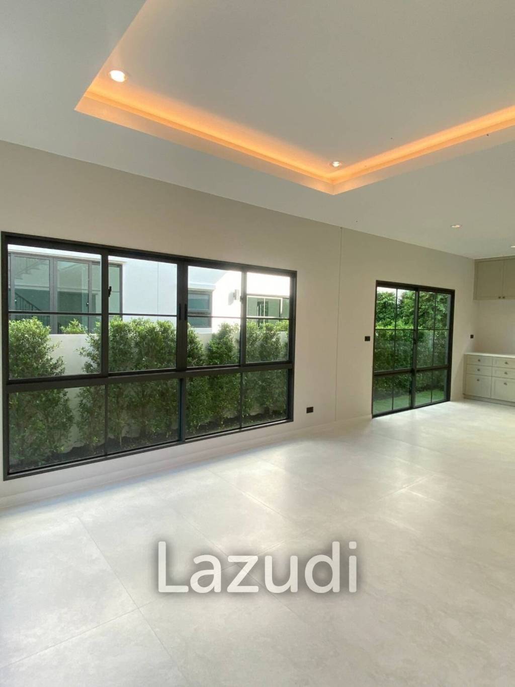 4 Bed 4 Bath 247 SQ.M SETTHASIRI Bangna KM.10