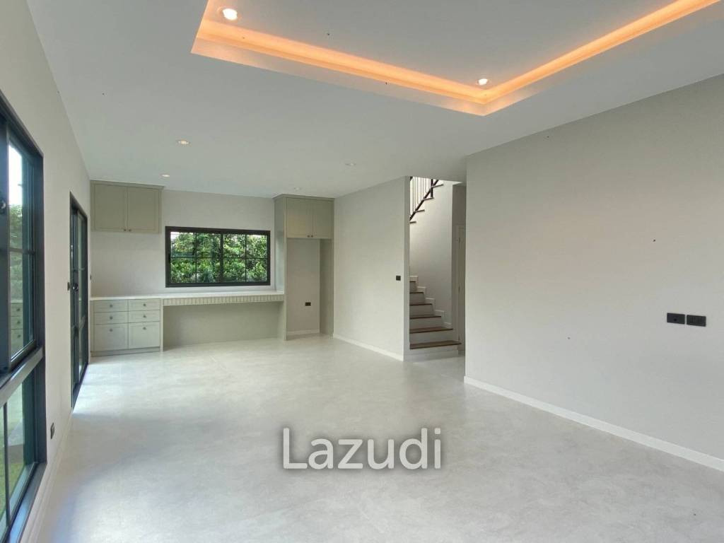 4 Bed 4 Bath 247 SQ.M SETTHASIRI Bangna KM.10