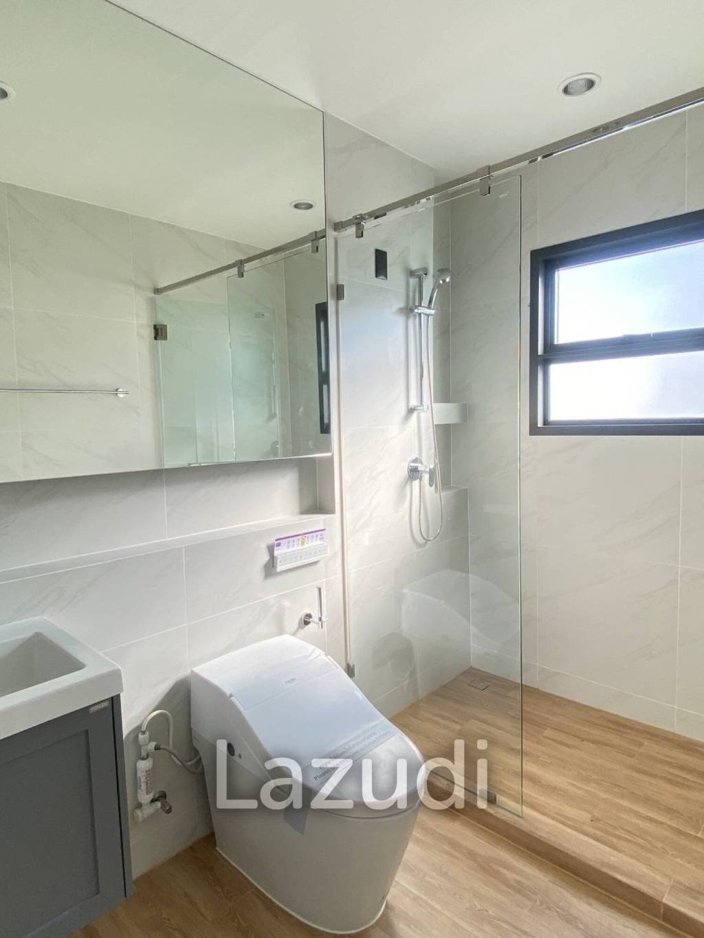 4 Bed 4 Bath 247 SQ.M SETTHASIRI Bangna KM.10