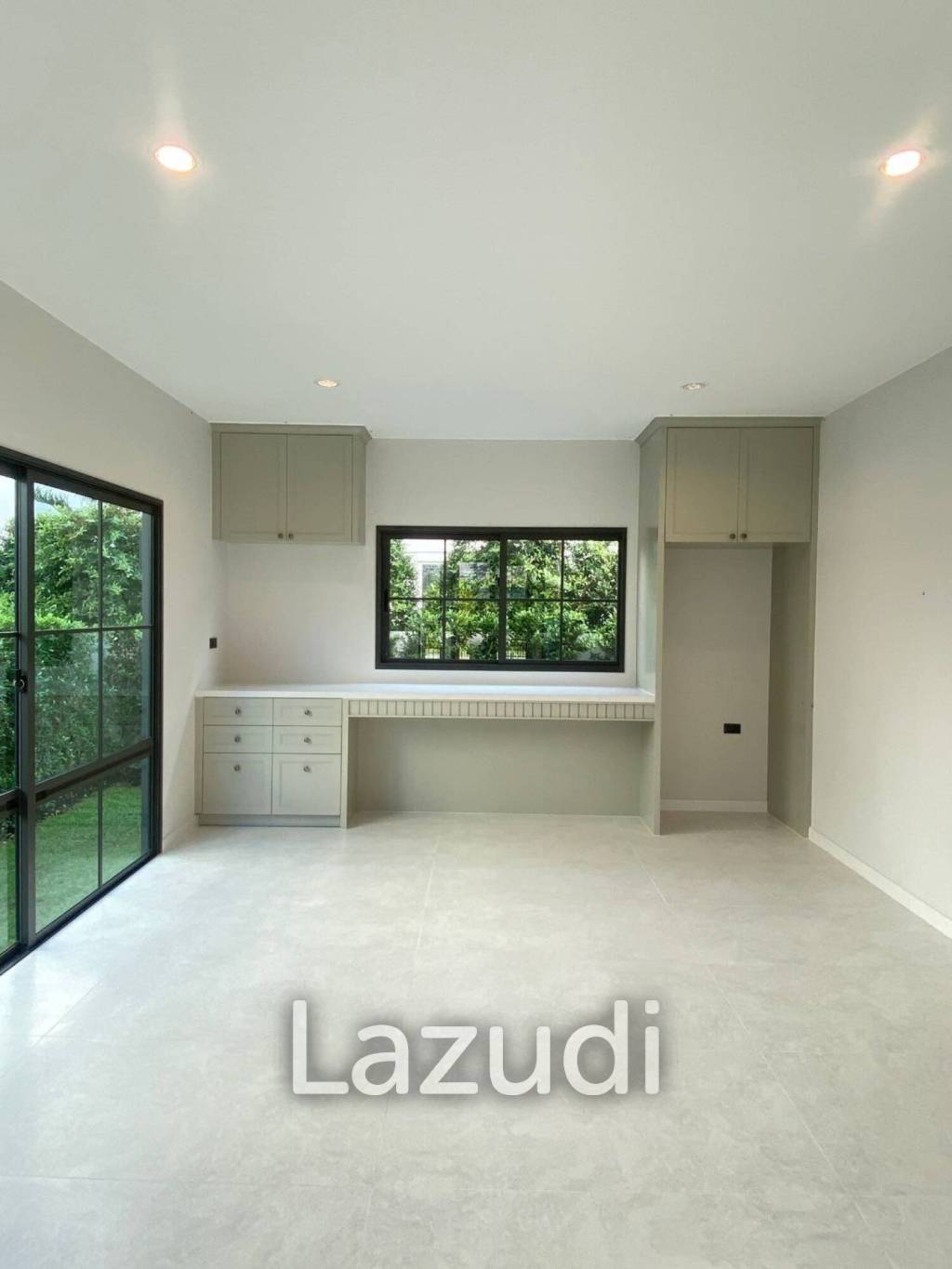 4 Bed 4 Bath 247 SQ.M SETTHASIRI Bangna KM.10