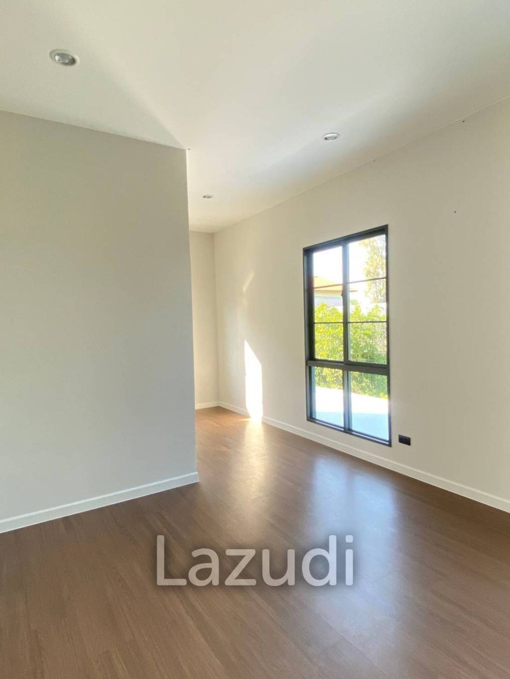 4 Bed 4 Bath 247 SQ.M SETTHASIRI Bangna KM.10