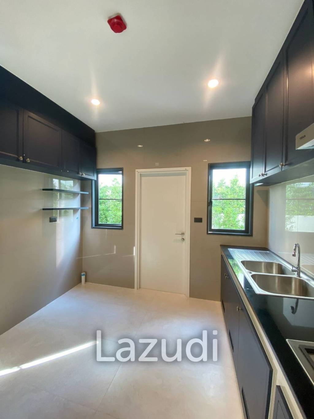 4 Bed 4 Bath 247 SQ.M SETTHASIRI Bangna KM.10