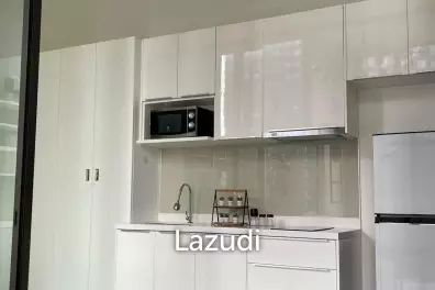 1 Bed 1 Bath 37 SQ.M Chewathai Residence Asoke