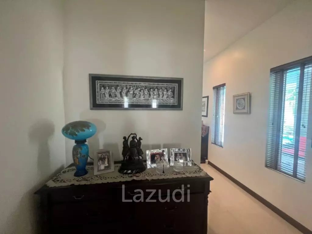 PALM VILLAS : 4 bed modern pool villa