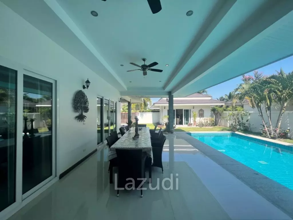 PALM VILLAS : 4 bed modern pool villa