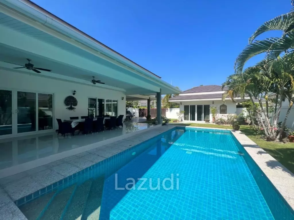 PALM VILLAS : 4 bed modern pool villa