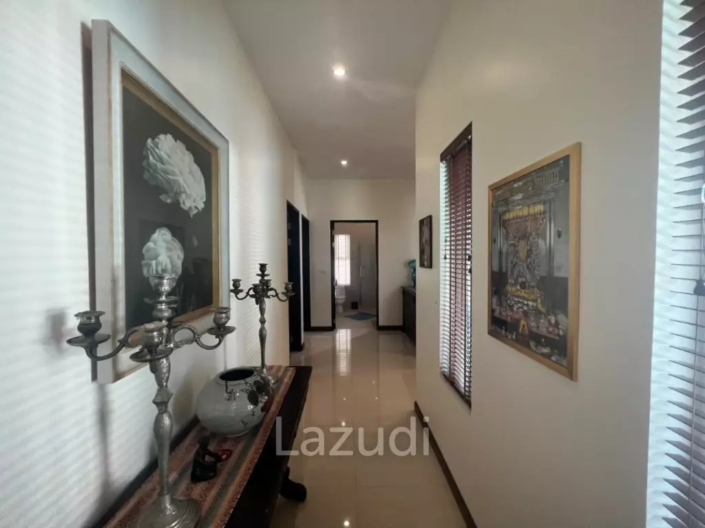 PALM VILLAS : 4 bed modern pool villa