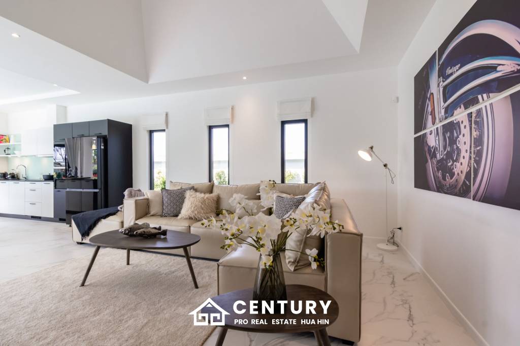 248 sqm modern pool villa in Thap Tai Hua Hin – Mali Lotus Executive