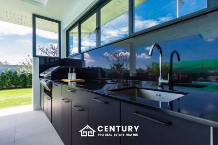 248 sqm modern pool villa in Thap Tai Hua Hin – Mali Lotus Executive